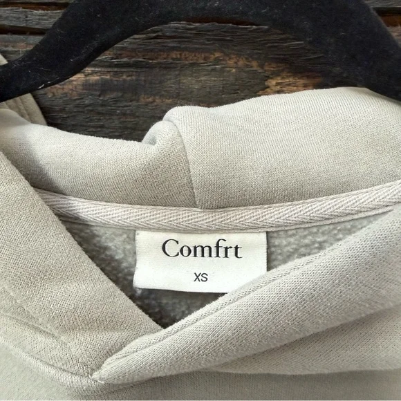 Comfrt Travel Essentials Hoodie and Sweatpants Set in color Stone XS - Picture 2 of 9